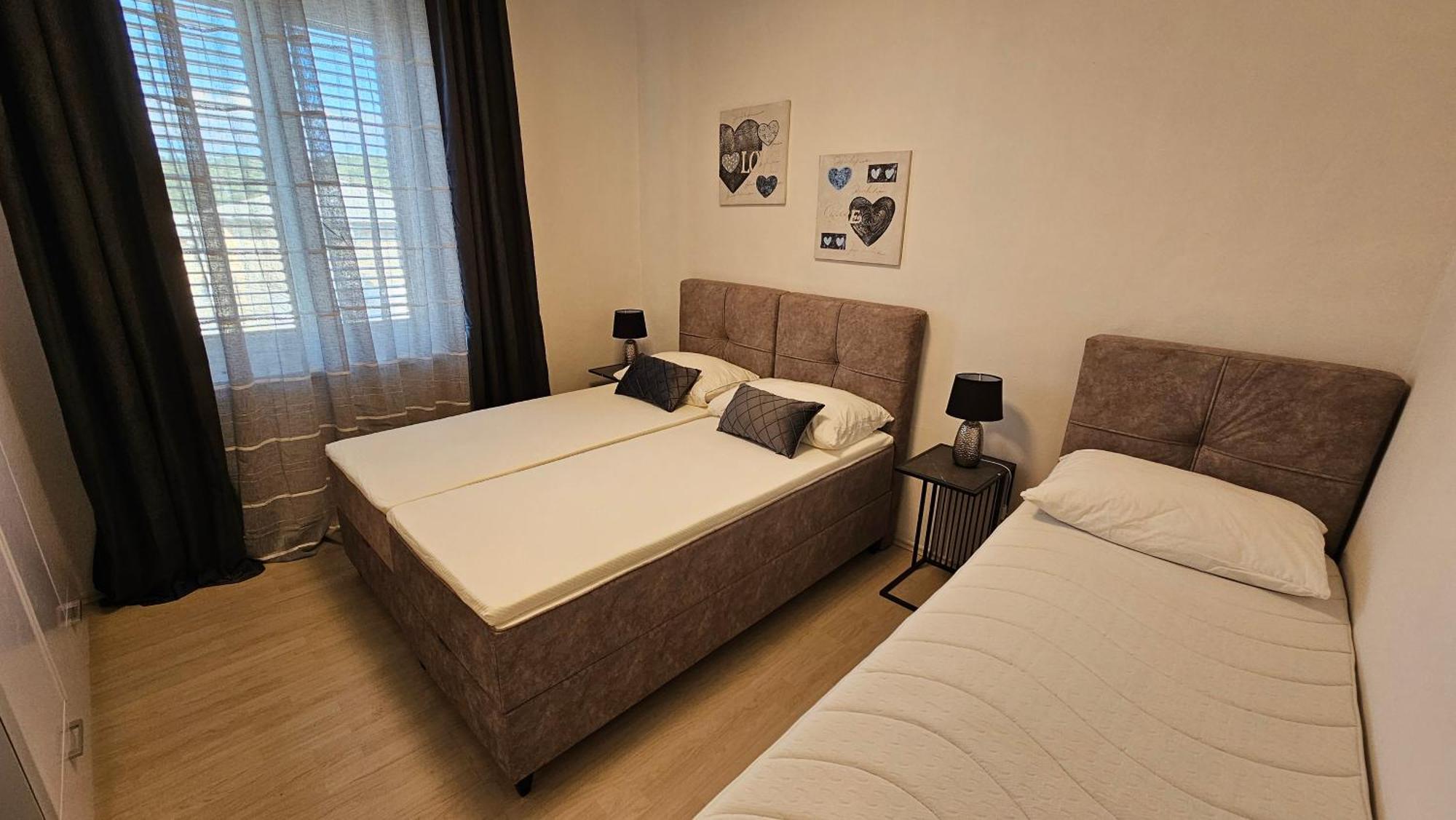 Apartment Milevoj Koromačno Extérieur photo
