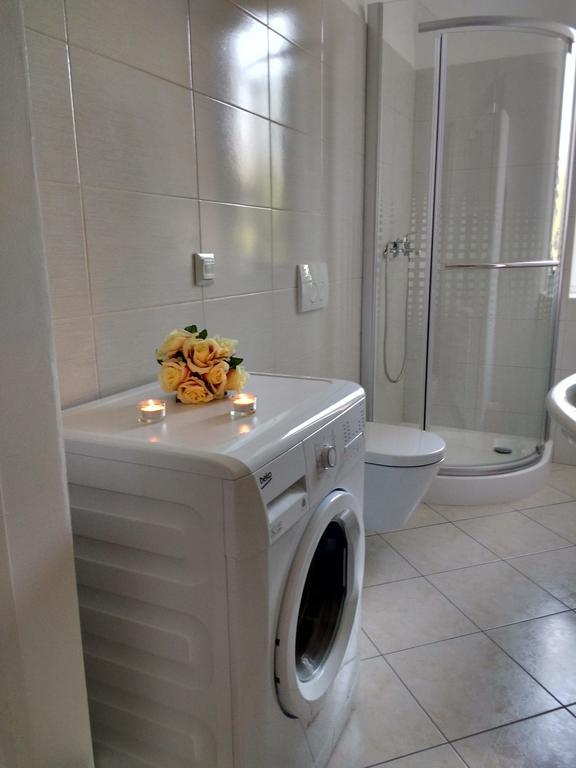 Apartment Milevoj Koromačno Extérieur photo